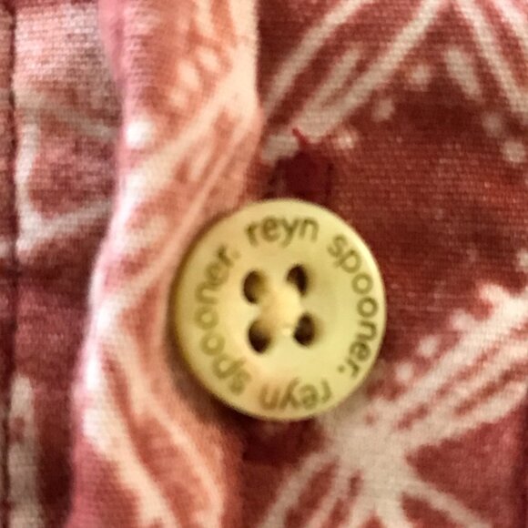 Reyn Spooner Hawaiian Shirt Men XXL Red Geometric Button Down Pocket Collared - Picture 11 of 14